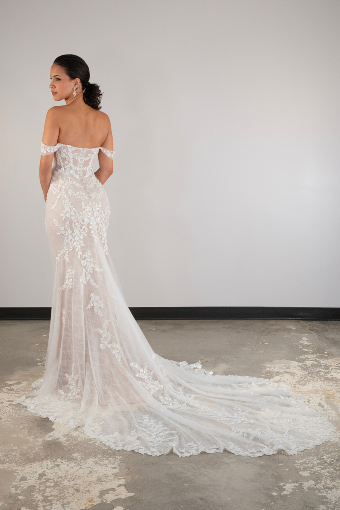 Essense of Australia D3992 #1 (IVRM-PL) Ivory Lace & Tulle over Rum Gown w Porcelain Tulle Plunge thumbnail
