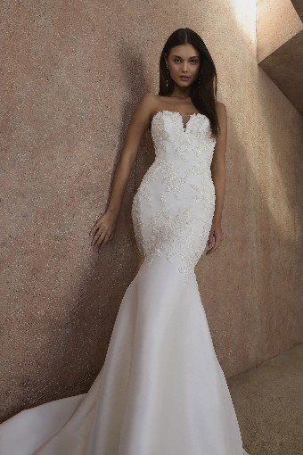 Casablanca Bridal 2607 Aerys - TRUNK SHOW #1 Ivory/Nude thumbnail