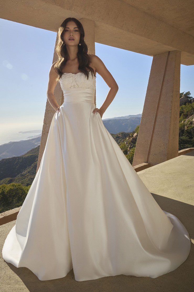 Casablanca Bridal 2612 Clarisse - TRUNK SHOW Image
