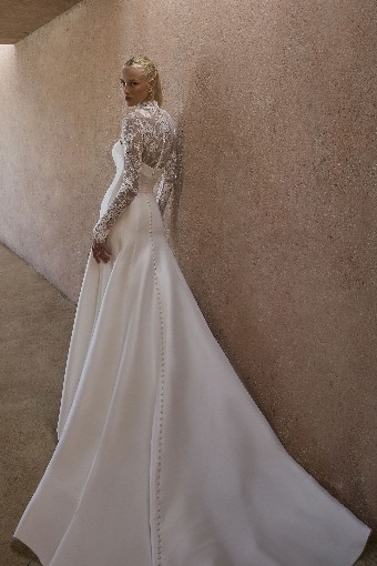 Casablanca Bridal 2613 Livia - TRUNK SHOW #1 Ivory thumbnail