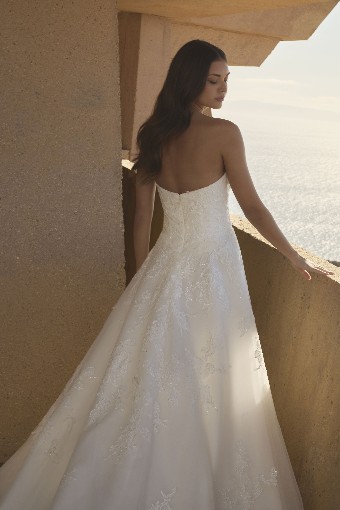 Casablanca Bridal 2614 Meridian - TRUNK SHOW #1 Ivory/Nude thumbnail