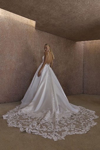 Casablanca Bridal 2615 Aurelia - TRUNK SHOW #3 Diamond White/Nude/Diamond White thumbnail