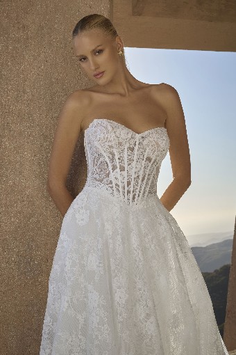 Casablanca Bridal 2621 Geneva - TRUNK SHOW #4 Ivory/Nude Black/Nude thumbnail
