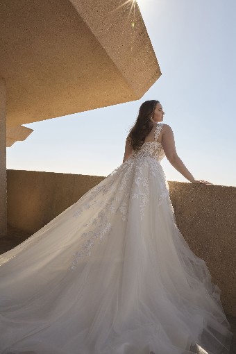 Casablanca Bridal 2618 Larissa - TRUNK SHOW #4 Silver Blush/Nude/Diamond White thumbnail