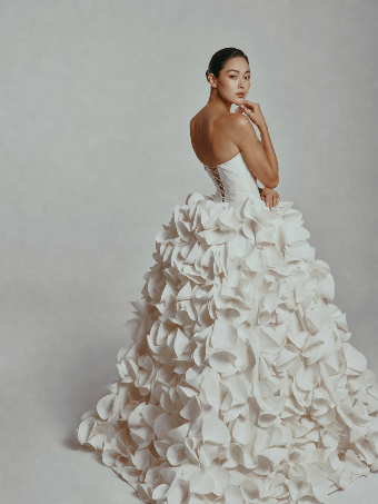 Bellasposa Runway Collection RH074 #1 Ivory thumbnail