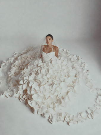 Bellasposa Runway Collection RH074 #0 default Ivory thumbnail