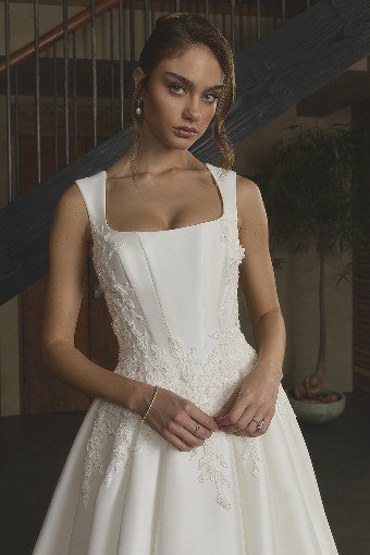 Casablanca Bridal 2662C Finch - TRUNK SHOW #1 Ivory/Ivory thumbnail
