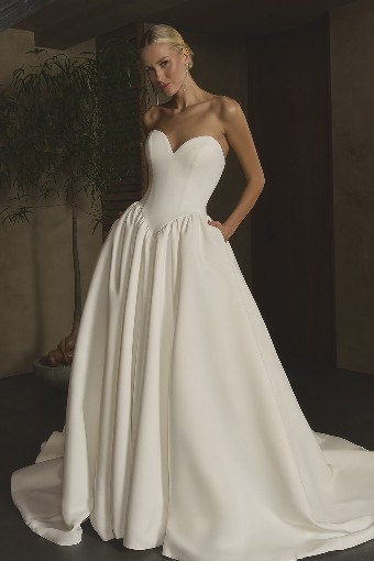 Casablanca Bridal 2658C Nina #0 default Ivory thumbnail