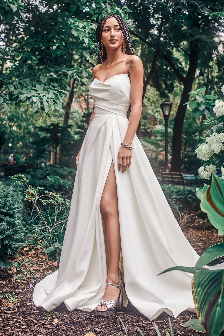 Madison James Larissa Image
