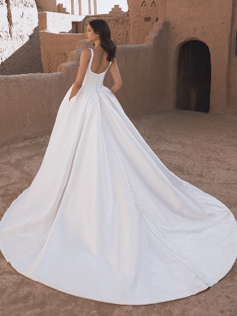Enzoani Torvi #1 default Ivory thumbnail
