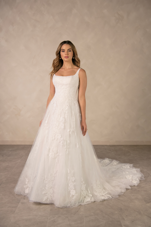 Essense of Australia D4620 Image