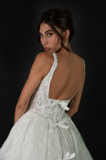 Martina Liana ML2041- TRUNK SHOW #2 (IVR) Ivory thumbnail