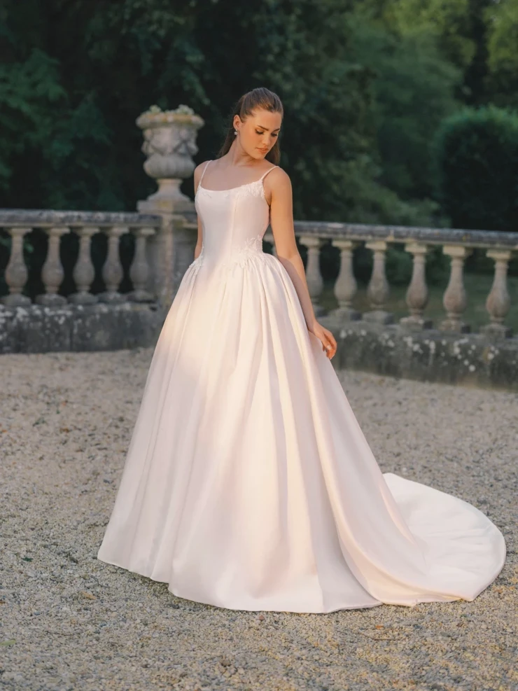 Romance Allure Bridal R4009 Image